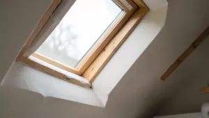 Obróbka okna dachowego od wewnątrz cena