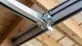 Zawiasy do okna dachowego VELUX