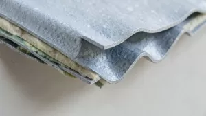 Blacha elewacyjna z ociepleniem