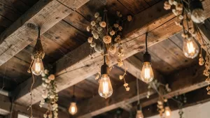 Co na drewniany strop