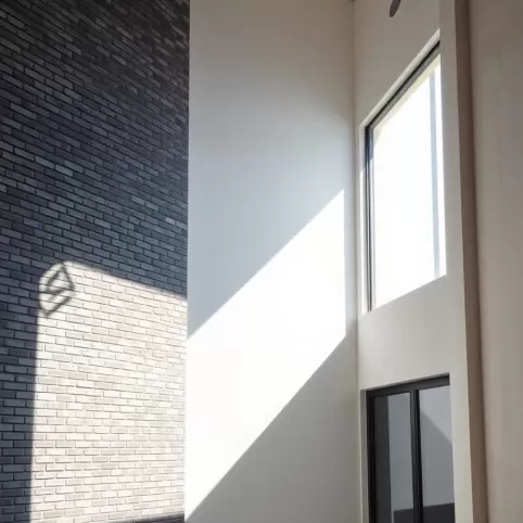 Czy przebudowa wymaga zawiadomienia o zakończeniu budowy