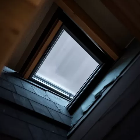 Demontaż okna dachowego cena