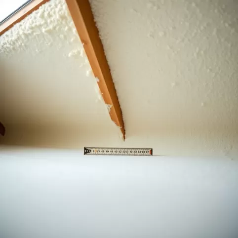 Ile cm piany PUR na poddasze