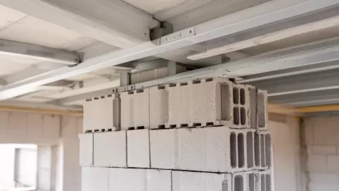 Ile kosztuje strop teriva