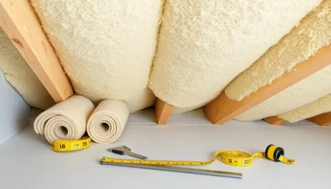 Jak kłaść wełnę mineralną na stropie