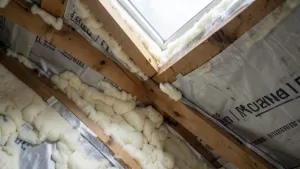 Jak uszczelnić dach od środka