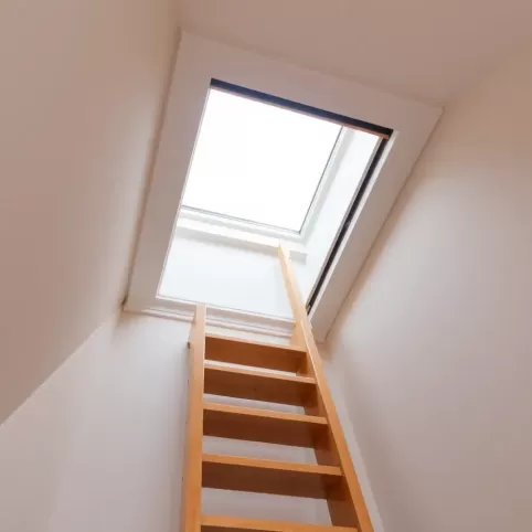 Jak wykończyć schody strychowe