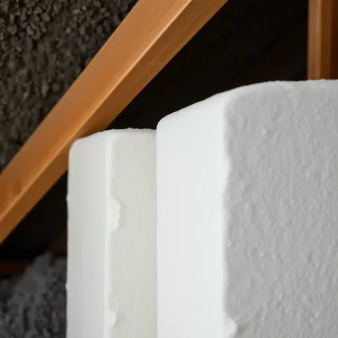 Jaki styropian na ocieplenie strychu