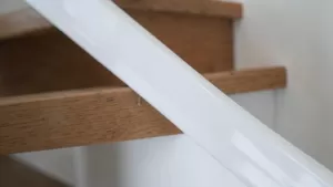 Listwa maskująca do schodów strychowych