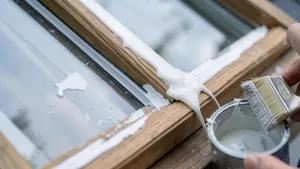 Malowanie okna dachowego