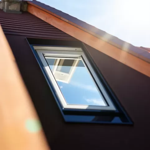 Montaż okna dachowego VELUX