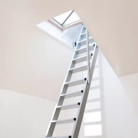 Montaż schodów strychowych cena