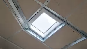 obróbka okna dachowego płytą gk cena kb