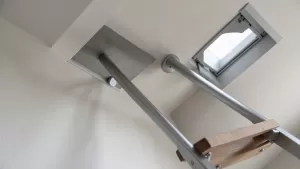 Poręcz do schodów strychowych