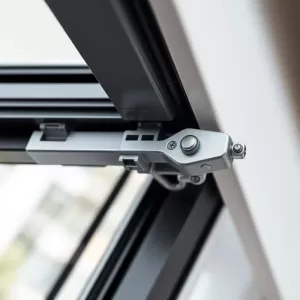 Regulacja okna dachowego Roto