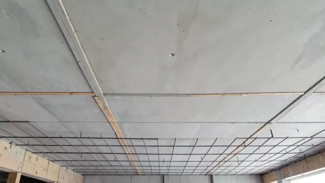 Strop monolityczny cena za m2