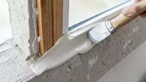 Szpachlowanie okna dachowego