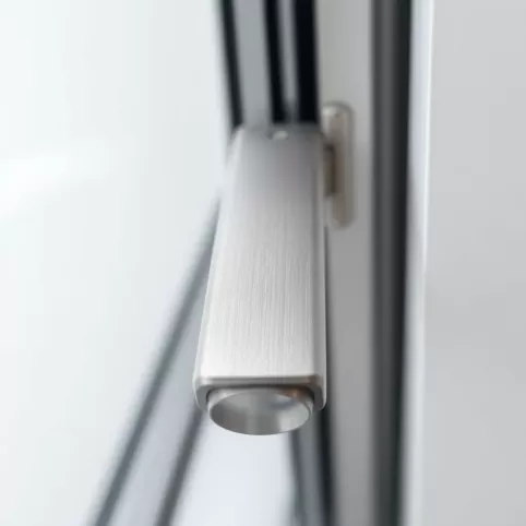 Uchwyt do okna dachowego