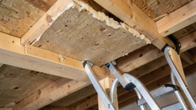 Właz na strych jak zrobić