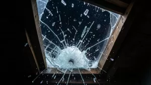 Wybicie okna dachowego