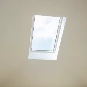 Wykończenie okna dachowego od wewnątrz