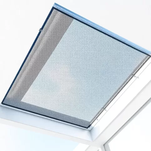 Zabezpieczenie okna dachowego przed kotem