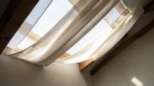 Zasłony na okna dachowe